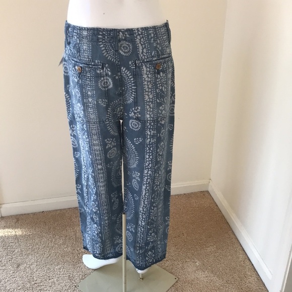 NWT! FREE PEOPLE Size 29 blue printed cotton and linen blend pants - Picture 4 of 11